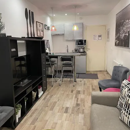 Bel Appartement Au Coeur De Paris-2